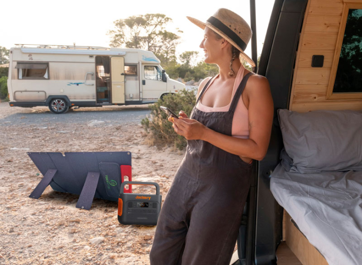 Powernation portable solar pannel on the window